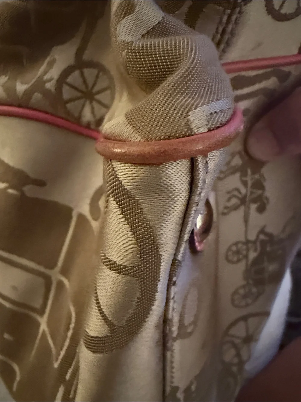 VINTAGE COACH HORSE & CARRIAGE SATCHEL PINK PURSE